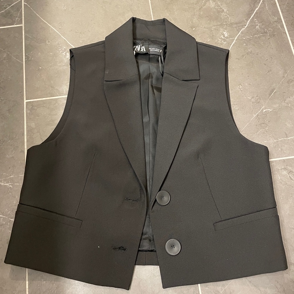 Zara black tuxedo sleeveless crop